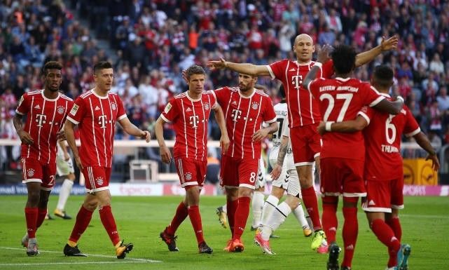  德甲榜首大战上演进球盛宴，拜仁主场力擒劲敌展王者风范