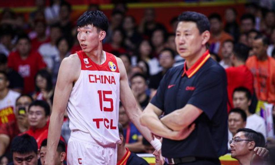  乌迪内斯定位球战术奏效，头球破门改写比赛走势